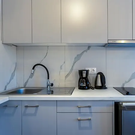 Lavender Minimal * Alikí