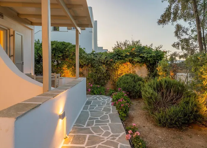 Lavender Minimal Appartement Alikí