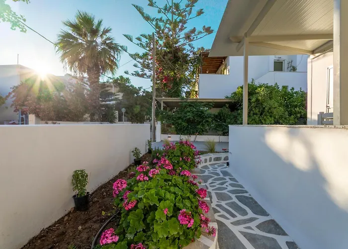 Lavender Minimal Appartement Alikí