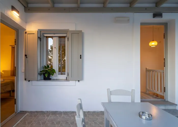 Appartement Lavender Minimal Alikí