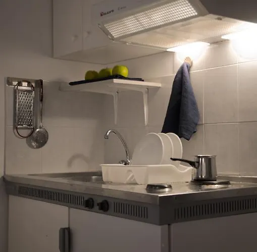 Lavender Minimal Appartement Alikí